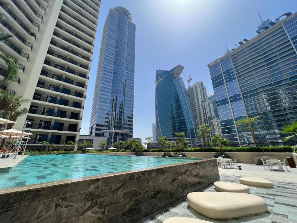 Apartment Quiet 1br With River View *