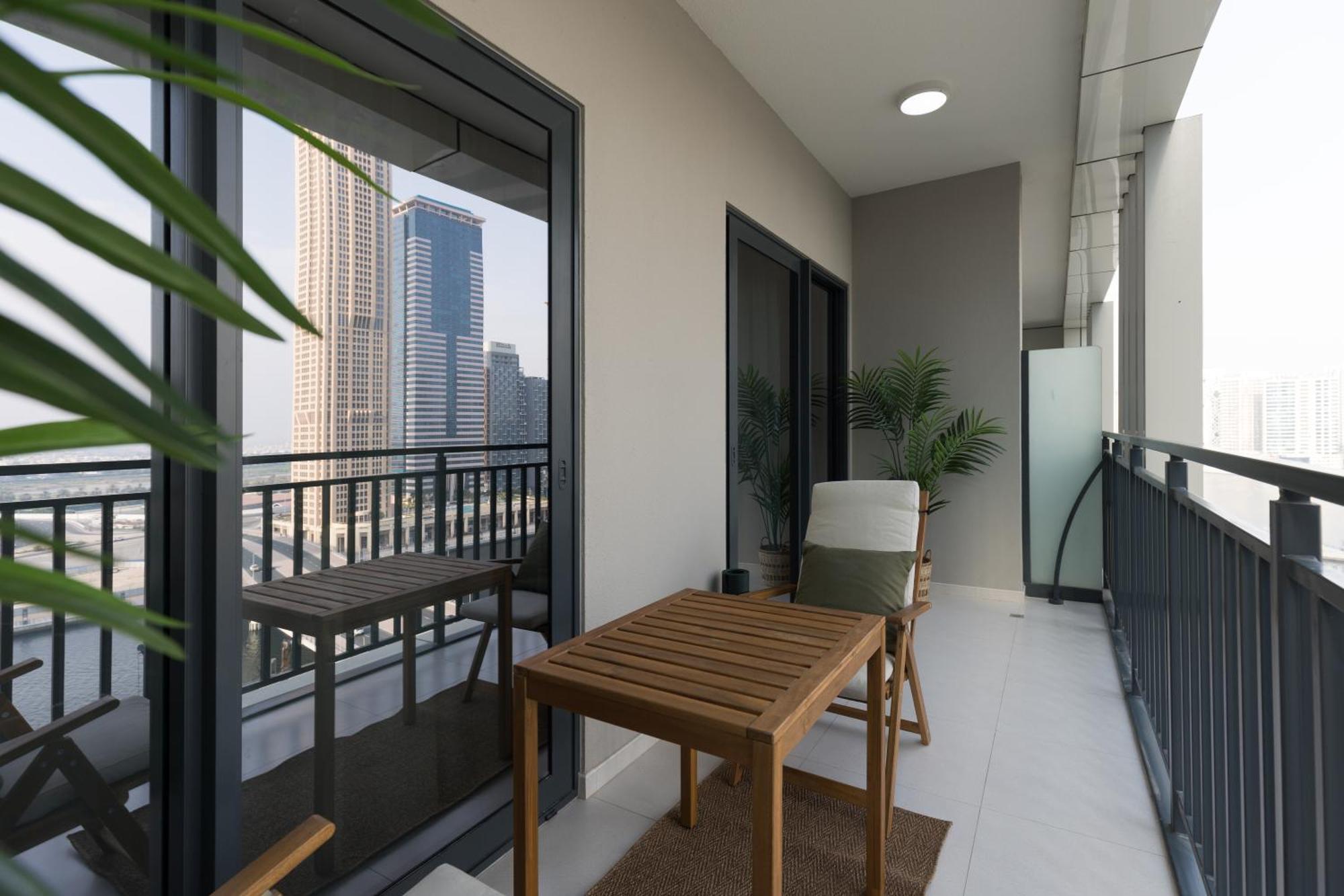 Apartment Quiet 1br With River View *